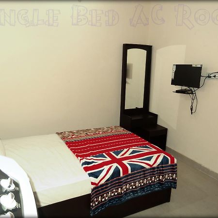 Chhatarpur The Royal Hotel المظهر الخارجي الصورة