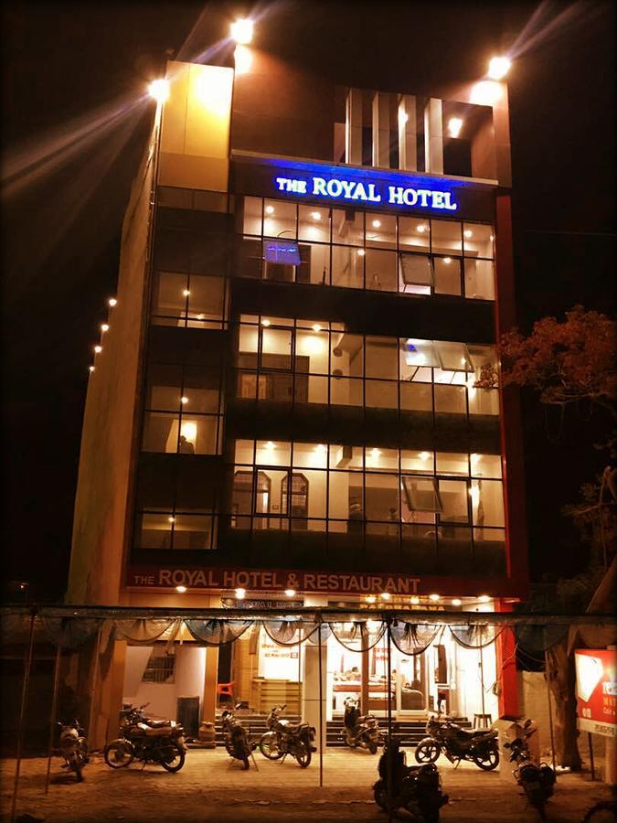 Chhatarpur The Royal Hotel المظهر الخارجي الصورة